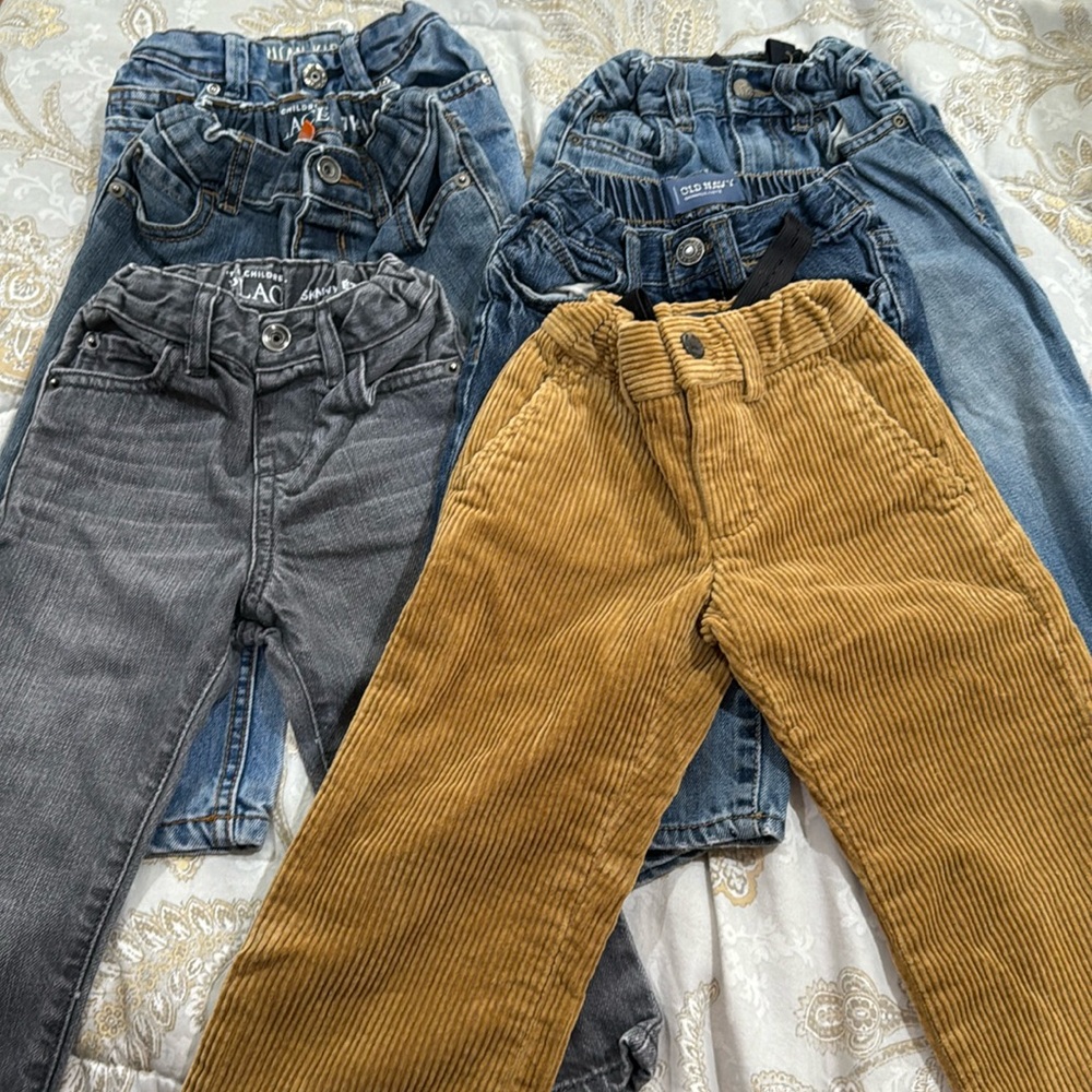 Lot of 6 jeans,  all different brand,  great condition